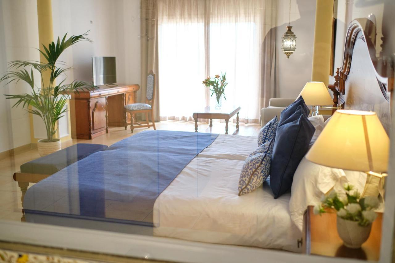 La Moraleja The Quiet Hotel - Adults Only Cala de Sant Vicenc Extérieur photo