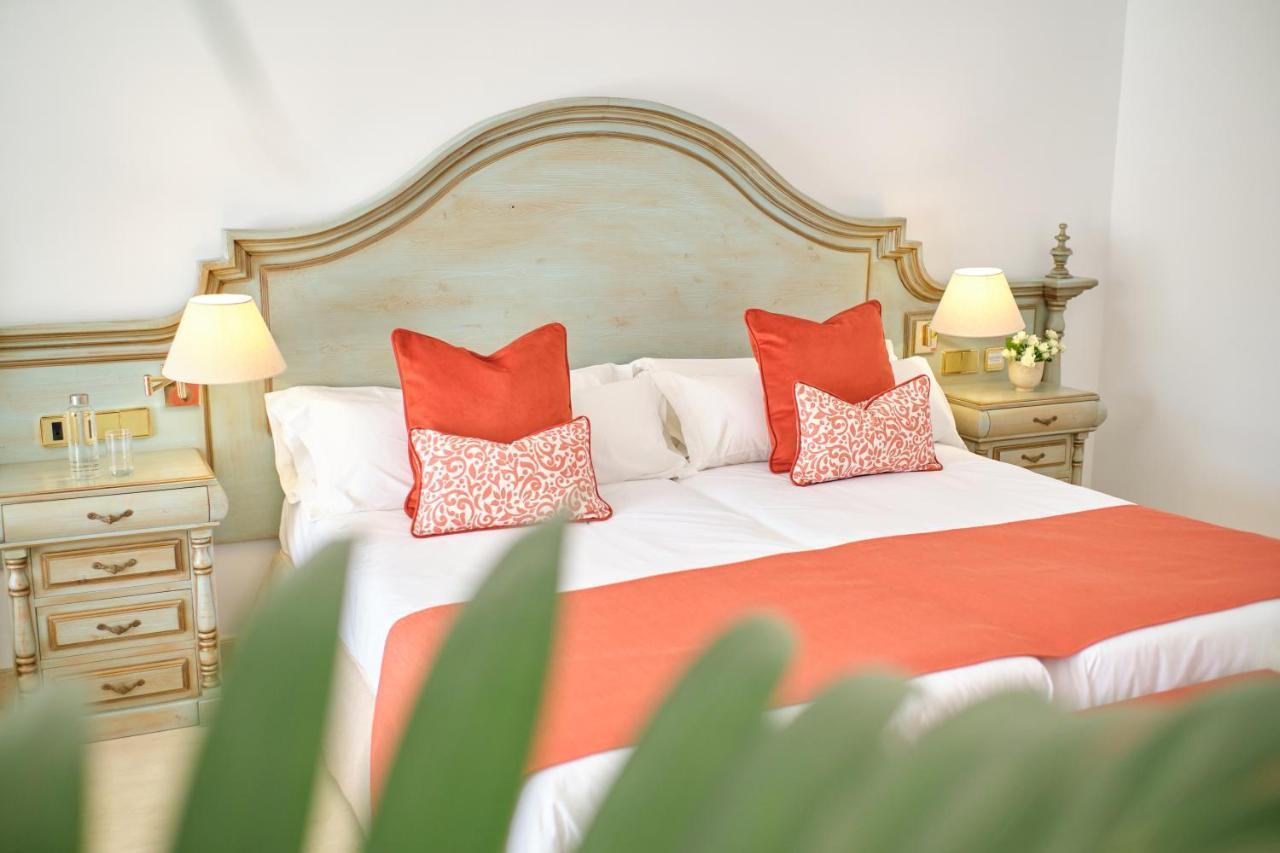 La Moraleja The Quiet Hotel - Adults Only Cala de Sant Vicenc Extérieur photo