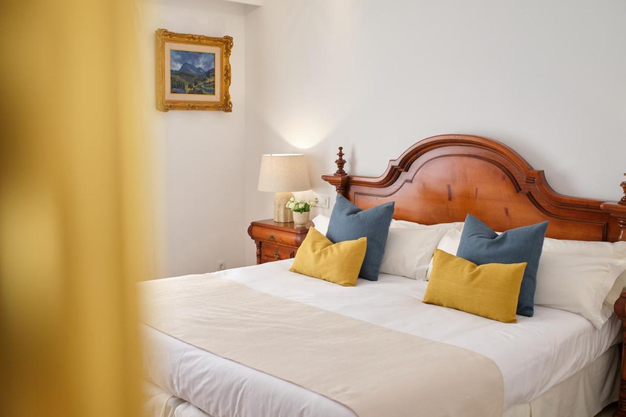 La Moraleja The Quiet Hotel - Adults Only Cala de Sant Vicenc Extérieur photo