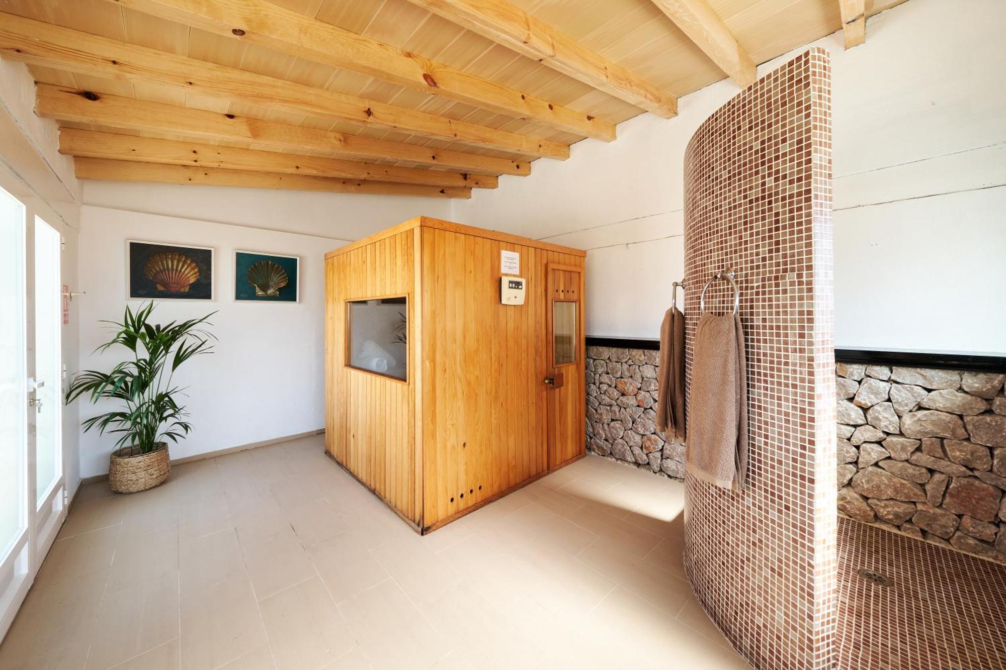 La Moraleja The Quiet Hotel - Adults Only Cala de Sant Vicenc Extérieur photo