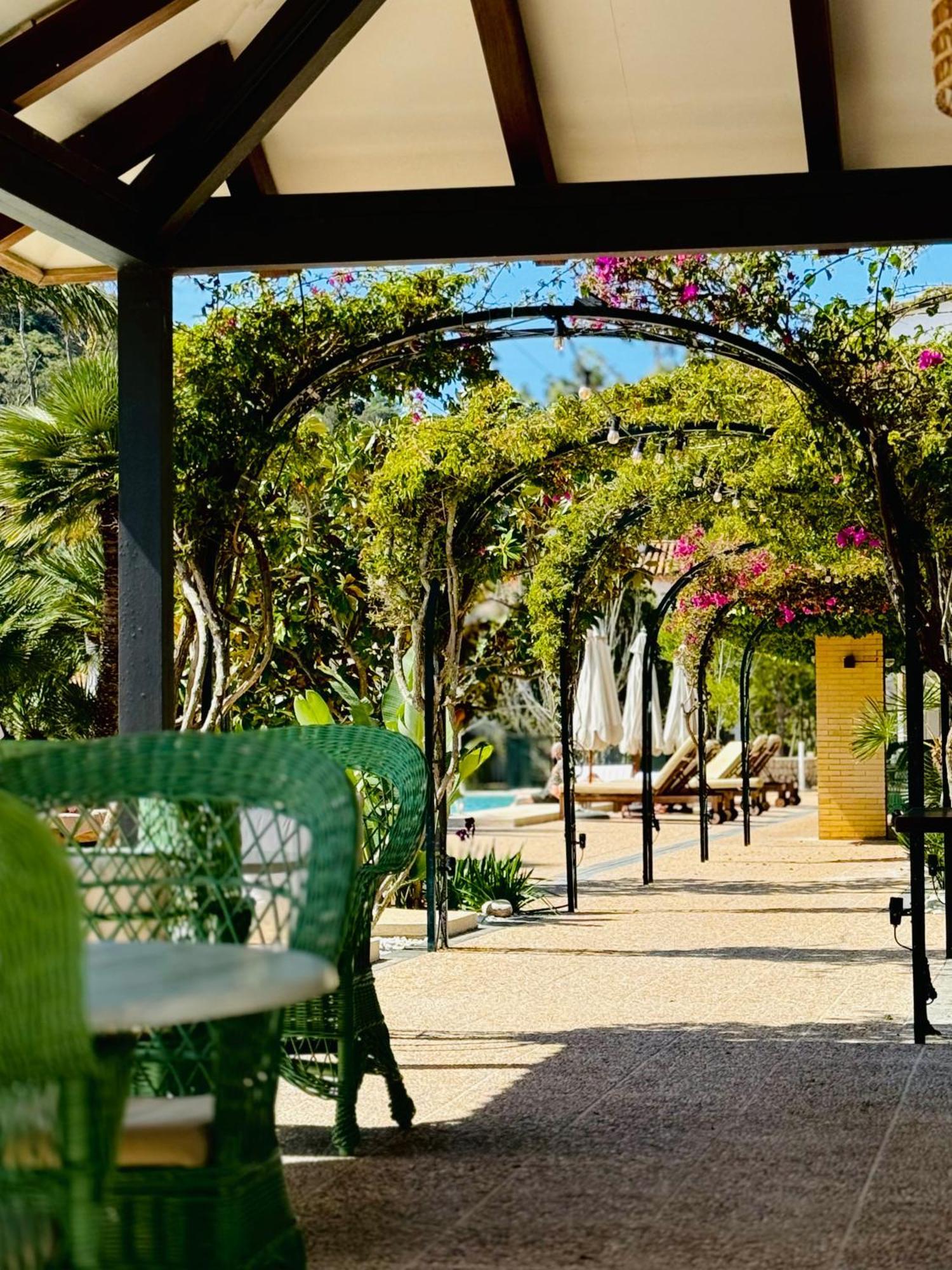 La Moraleja The Quiet Hotel - Adults Only Cala de Sant Vicenc Extérieur photo
